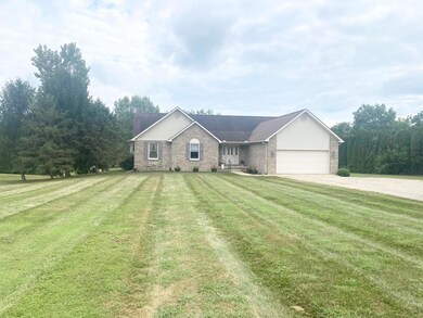 7057 Tarlton Rd, Circleville, OH 43113 - photo 2