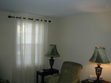 livingroom towards backyard