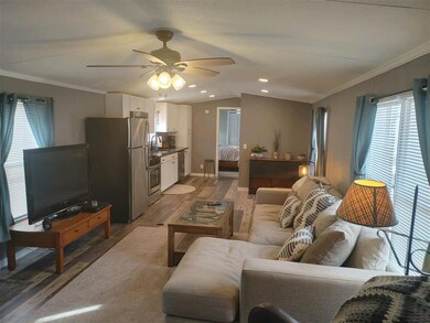 11 Sycamore Ave, North Hampton, NH 03862 - photo 2