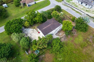 2727 48th St SW, Lehigh Acres, FL 33976 - photo 4