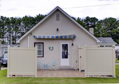 4321 Anderton Ave, Chincoteague Island, VA 23336 - photo 5