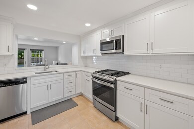 8 Village Way unit 8, Holden, MA 01520 - photo 5