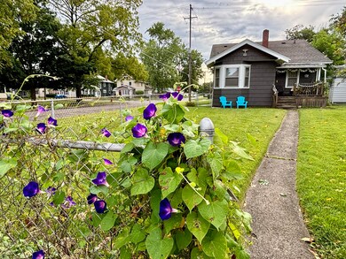 1014 WEST AVE