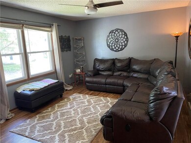 707 N 8th Ave E, Newton, IA 50208 - photo 7