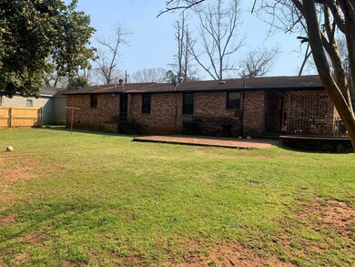 231 W Lester St, Americus, GA 31719 - photo 7
