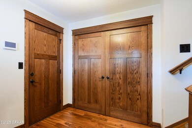 2502 S 36th St, Grand Forks, ND 58201 - photo 2