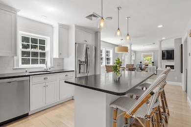 10 Independence Ln, Hingham, MA 02043 - photo 3