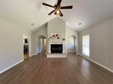 336 Twin Oaks Rd E, Pineville, LA 71360 - photo 5