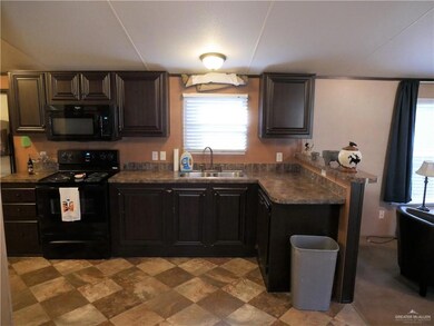 221 E Meandering Way, Pharr, TX 78577 - photo 7