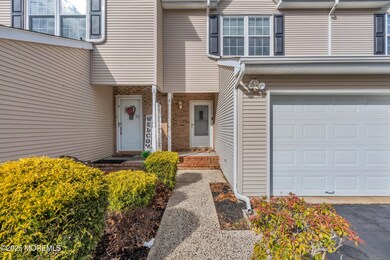 9 Lucia Ct, Matawan, NJ 07747 - photo 3