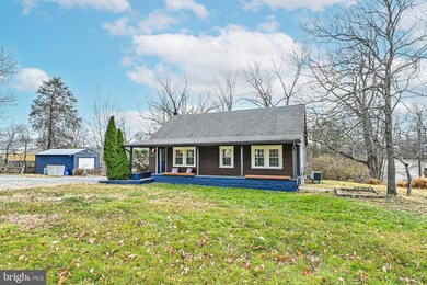 12115 Falls Rd, Potomac, MD 20854 - photo 5