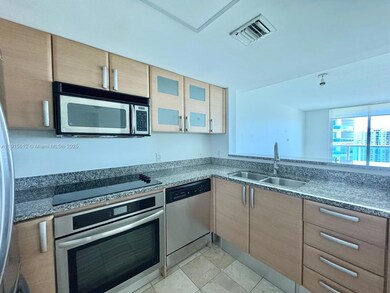 Skyline on Brickell unit 2411, Miami, FL 33129 - photo 6