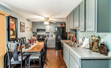 3826 Fergus Rd 08