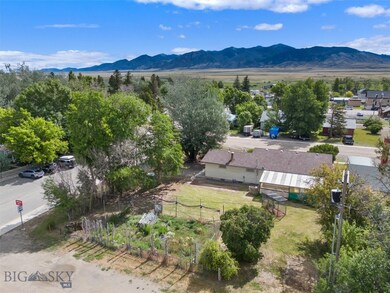 Huge corner lot