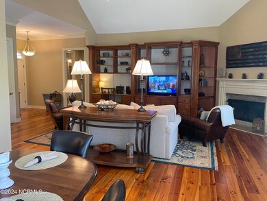 280 Cochrane Castle Cir unit 8, Pinehurst, NC 28374 - photo 3