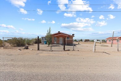 15150 Perlite Dr, El Paso, TX 79928 - photo 2