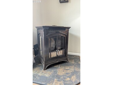 383 Briana Ln, Eugene, OR 97404 - photo 5