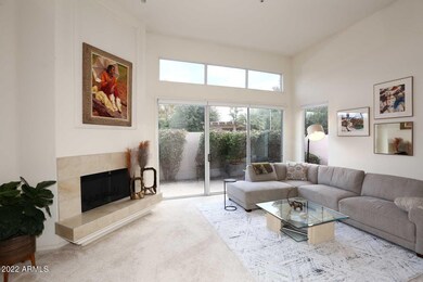 Living Room-Freipalce