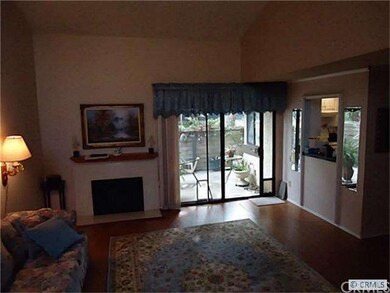 Spacious living room