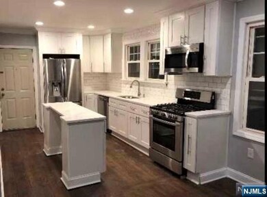 428 Fern Ave unit 1R, Lyndhurst, NJ 07071 - photo 2