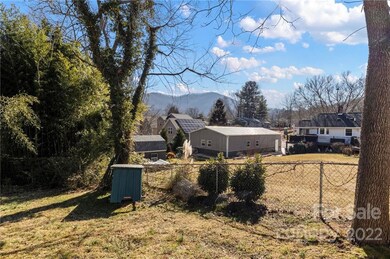 95 Rock Hill Rd, Asheville, NC 28803 - photo 4