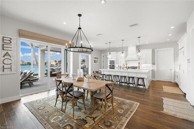 414 Palm Ct, Naples, FL 34108 - photo 7