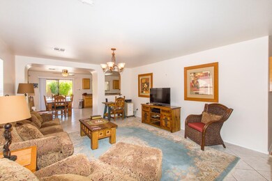 02 Family Room
