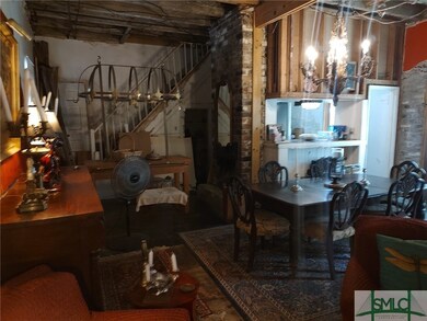 109 1/2 W Charlton St, Savannah, GA 31401 - photo 6