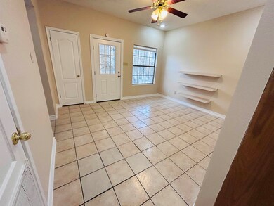 1419 E Gustavus St unit 43, Laredo, TX 78040 - photo 3