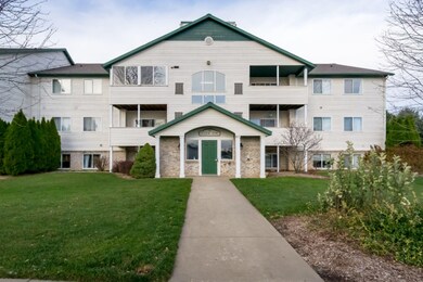 6593 Clover Ct-2
