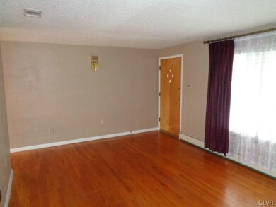 950 6th St unit 952, Whitehall, PA 18052 - photo 5