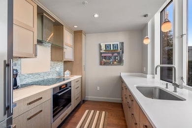 1 Nassau St unit 2203, Boston, MA 02111 - photo 6