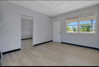 464 E Norwich Ave unit 474 1/2 E, Columbus, OH 43201 - photo 5