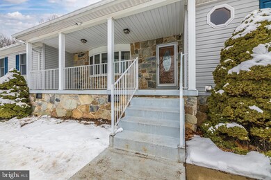 5780 Brownsville Pass Rd, Jefferson, MD 21755 - photo 2