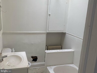 2710 W Fairmount Ave, Baltimore, MD 21223 - photo 5