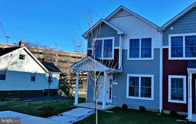 322 E 3rd Ave, Ranson, WV 25438 - photo 2