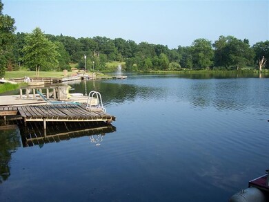 4207 W 121st Ave, Crown Point, IN 46307 - photo 2