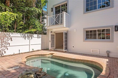 838 10th St S unit 102, Naples, FL 34102 - photo 2