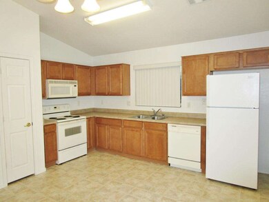 06 Kitchen