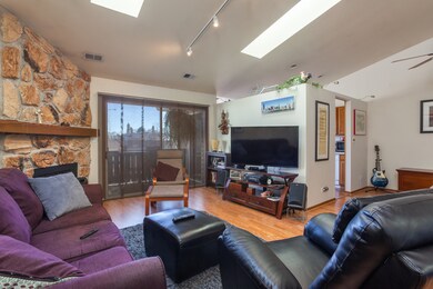 1513 Commodore Ct unit 4, Schaumburg, IL 60193 - photo 4