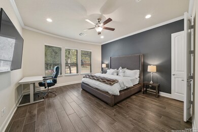 4105 Valleverde View, San Antonio, TX 78261 - photo 4