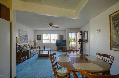 863 Dining livngroom