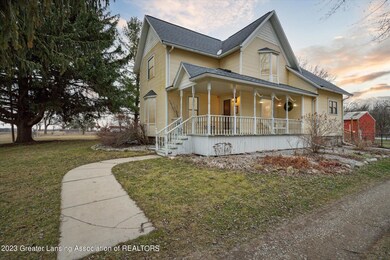 01-3290-E-Howe-Rd-DeWitt-MI-48820-Window