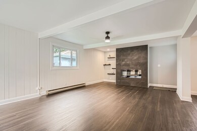 3700 Tamarind Ln, Hazel Crest, IL 60429 - photo 7