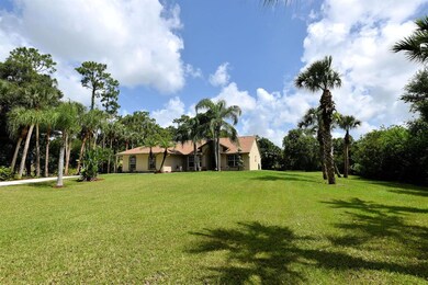 07 Front Yard 6