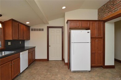 4581 Kings Hwy N, Emmaus, PA 18049 - photo 6