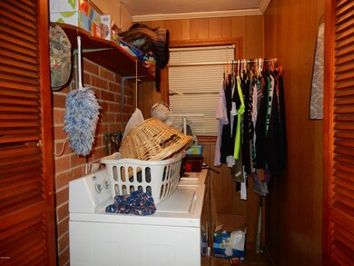 1225 Baker Dr, Macon, GA 31206 - photo 2