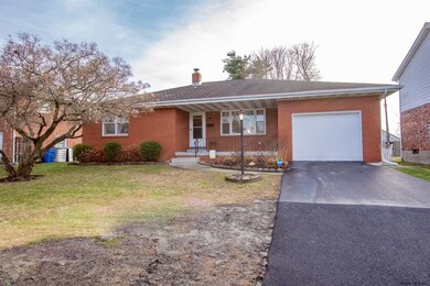 144 Ramsey Place, Albany, NY 12209 - photo 3