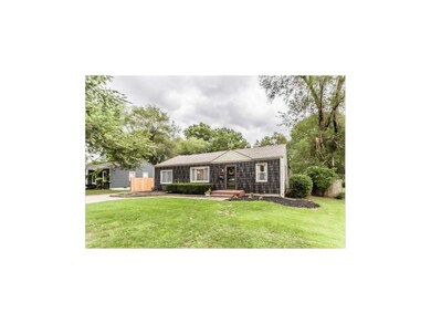 6823 Barton Dr, Shawnee, KS 66203 - photo 3