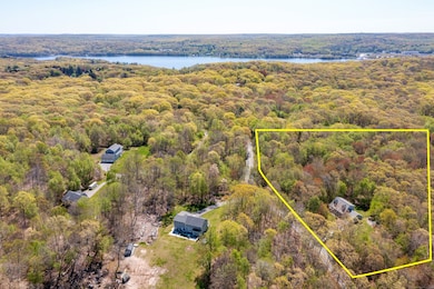 127 Massapeag Rd, Uncasville, CT 06382 - photo 4